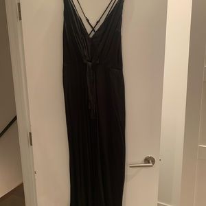 ❤️Closet clean out! Lovely Abercrombie jumpsuit with front tie